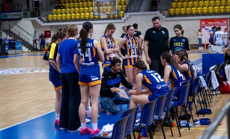 U17/VIDEO: Babám sa v útoku nedarilo a chudobných 37 bodov nemohlo stačiť