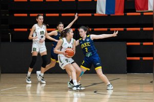 U15/VIDEO: Prvá prehra v MEL-ke, Hradec bol lepší