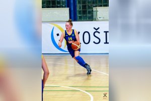 Medzinárodný turnaj žiačok v Košiciach - Young Angels 2004 Blue - DVTK Akademia Miskolc