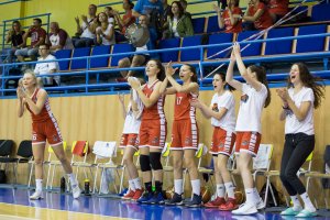 Majstrovstvá SR 2017/2018 - kadetky Final Four 1. deň