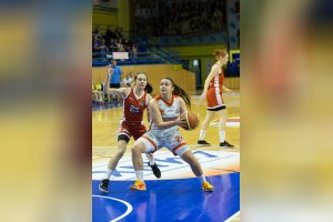 Majstrovstvá SR 2017/2018 - kadetky Final Four 1. deň