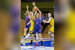Majstrovstvá SR 2017/2018 - kadetky Final Four 1. deň