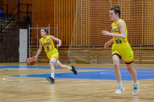 220305 YOUNG ANGELS U19 Košice vs. BK ŠKP 08 U19 Banská Bystrica