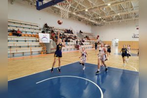 BAM Poprad fialová vs. YOUNG ANGELS U12 Košice