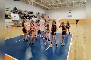 BAM Poprad fialová vs. YOUNG ANGELS U12 Košice