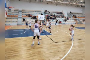 BAM Poprad fialová vs. YOUNG ANGELS U12 Košice