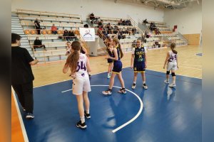 BAM Poprad fialová vs. YOUNG ANGELS U12 Košice