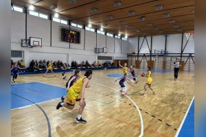 20240211 YOUNG ANGELS U12 Košice - BAM Poprad biela