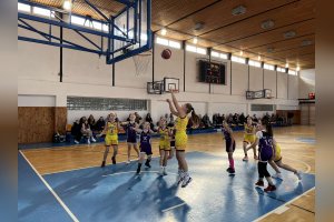 20240219 YOUNG ANGELS U12 Košice - BAM Poprad fialová - BA Čaňa