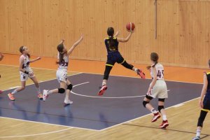 20250308 BAM Poprard biela U12 vs. YOUNG ANGELS Košice U12