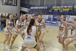 20250326 Záverečný ceremoniál MEL/BasketGirls U16