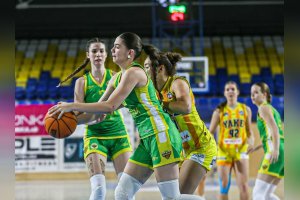 20251115 03 YOUNG ANGELS Košice U18 vs. Soproni DARAZSAK U18(HUN)