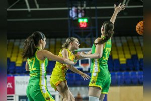 20251115 03 YOUNG ANGELS Košice U18 vs. Soproni DARAZSAK U18(HUN)